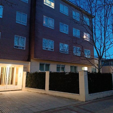 Apartamentos Go Covaresa Parking Gratuito Bajo Disponibilidad バリャドリド エクステリア 写真