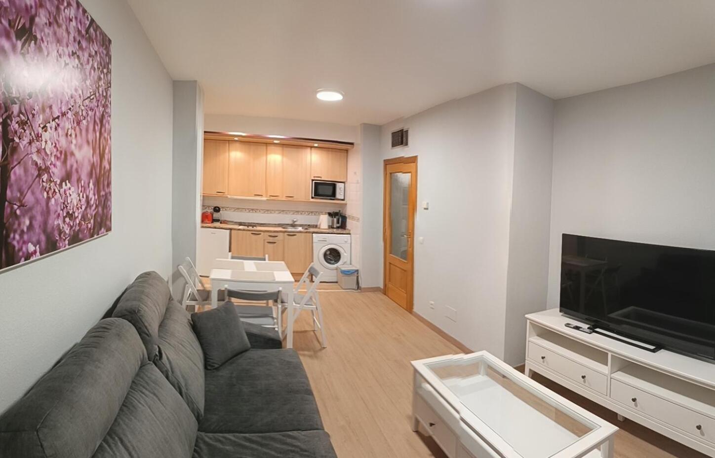 Apartamentos Go Covaresa Parking Gratuito Bajo Disponibilidad バリャドリド エクステリア 写真